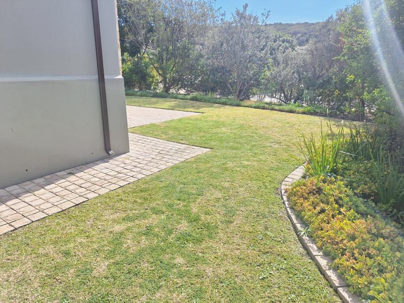 4 Bedroom Property for Sale in Hartenbos Landgoed Western Cape
